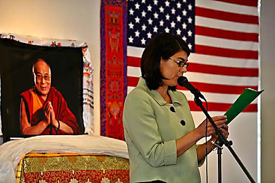 Katie Ferrick reads Congresswoman Jackie Speier's Tibet Day statement